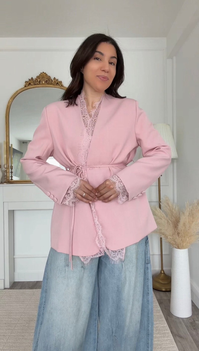 Blazer Pink BE ICONIIC