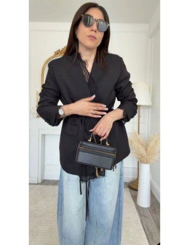 Blazer Black BE ICONIIC